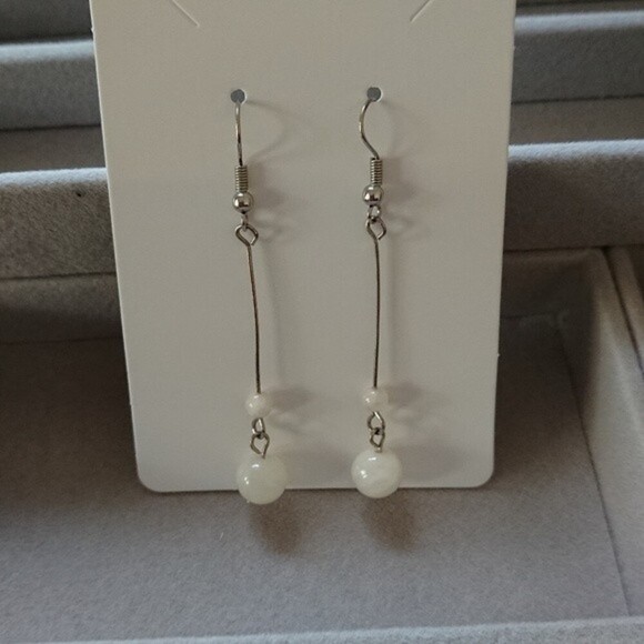 Sweet light Pink dangling earrings - Picture 4 of 5